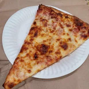 Best cheese pizza ever!