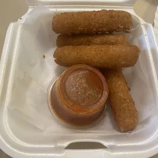 4 Piece Mozzarella Sticks