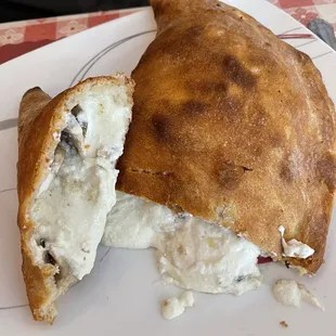 Calzone with mushrooms and extra garlic