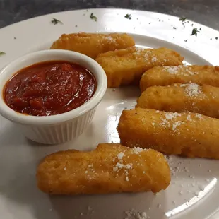 Fried Mozzarella Cheese Sticks