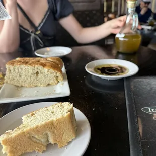 Bread before meal