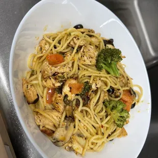 Shrimp, vegetable pasta