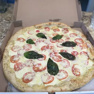 22" Margherita Pizza