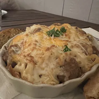 Baked Fettuccine Formaggio with Meatballs