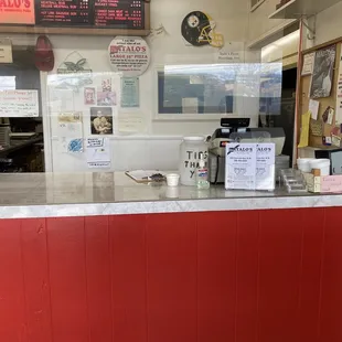 Inside the pizzeria (pic 2 of 2)