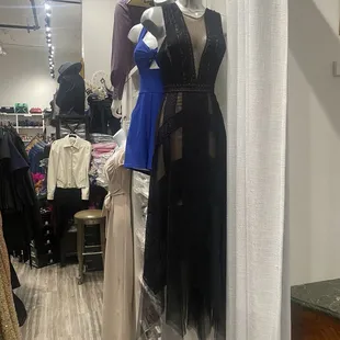 Beautiful European formal/upscale FQ boutique carrying lux designer  Dresses &amp; men's linen/sear sucker suites.