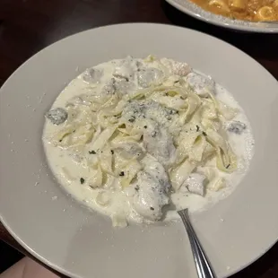 fettuccini Fettuccine Alfredo with Chicken
