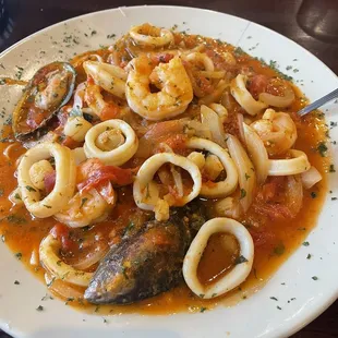 Zuppa Di Pesce