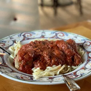 Spaghetti with Meat Sauce, Meatballs and Linguini