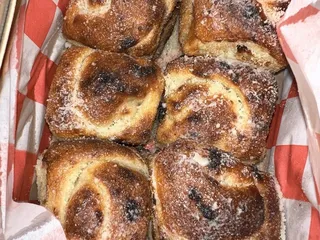 Black Magic Pizza