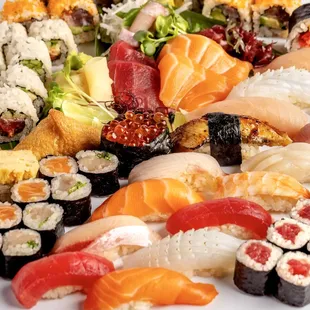 Itani Sushi offers a range of nigiri, sashimi, maki rolls, and platters full of all of the above.