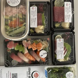 Soba noodles,maguro, hamachi, sashimi combo and seaweed salad.