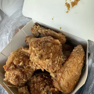food, chicken wings and fried chicken, chicken, poultry, bbq wings, chicken wings, fried chicken wings, fried chicken, bbq chicken