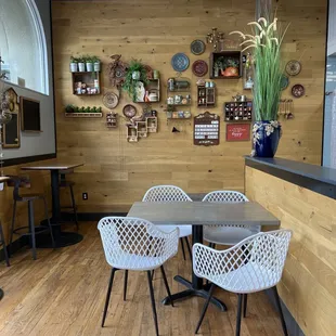 Very cute space with nice staff