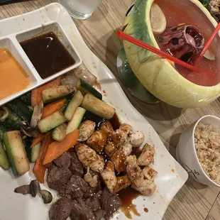 HIBACHI CHICKEN &amp; FILLET MIGNON &amp; Flaming Volcano, Meat was extremely juicy with flavor.