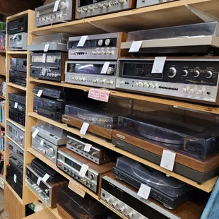 Vintage, refurbished stereo equipment - fairly priced, 30 day warranty