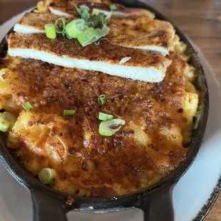 Blackened chicken with baked Mac and cheese