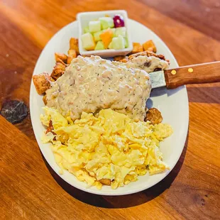 Chicken fried steak ($15) IG: michellelieats