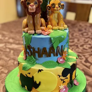 Lion King Tiered Cake (all fondant decorations)