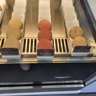 They also have macrons here.