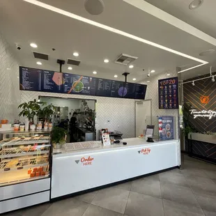 Very nice place and has so many good choices.