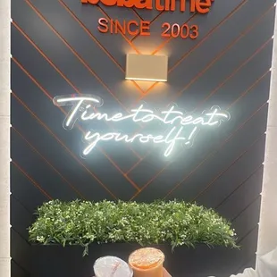 Taro Milk Tea and Thai Tea