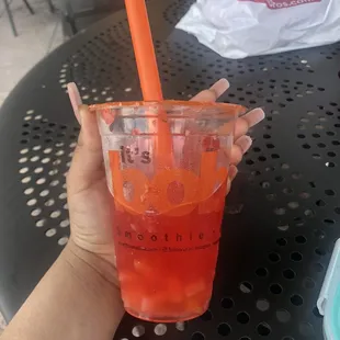 Peach strawberry drink