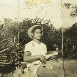 Liana H.