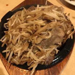 Stir-Fried Beef & Bean Sprout