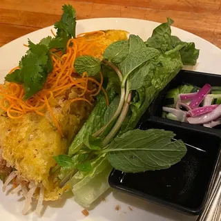 44. Banh Xeo