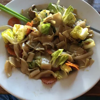Pad Kee Mow (Spicy noodles)