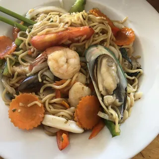 Fire Noodle ( lo mein noodles)