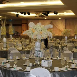 White and silver wedding at Hale Koa