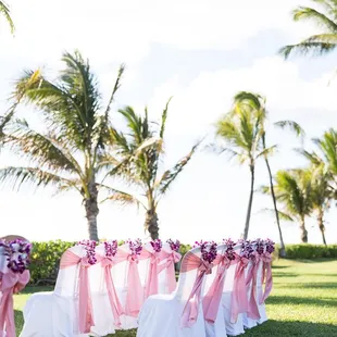 Pic credit: Rachel Jay @Paradise Cove Hawaii Wedding
