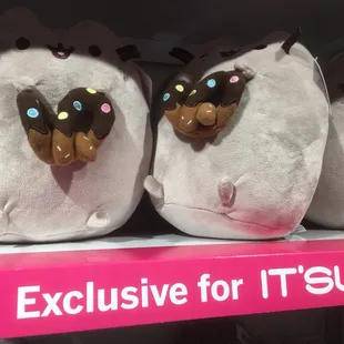 Exclusive Pusheen items!!