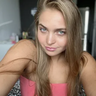 Fanni F.