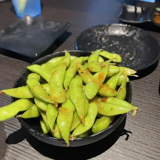 Spicy Garlic Edamame