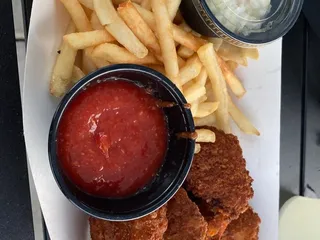 Buddy's Sports Grill / Mulligan's Mini Golf & Driving Range