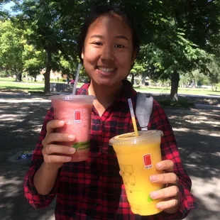 My big jodelle!! Drinking Mango and strawberry banana smoothie. Yummmm