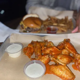 Ivar's Sports Bar & Grill