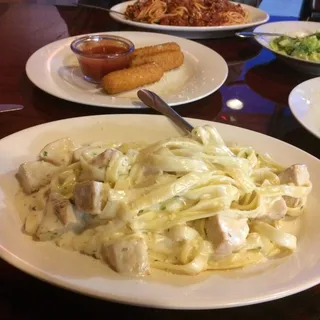 Chicken Alfredo