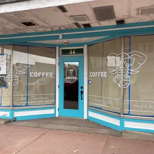 Come have a latte with us!