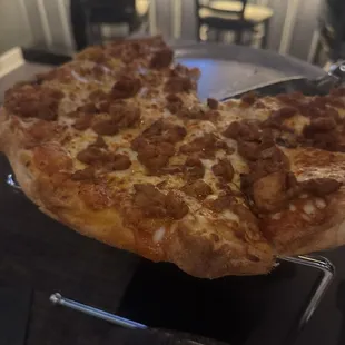 Butter chicken on naan crust (loved the crust)