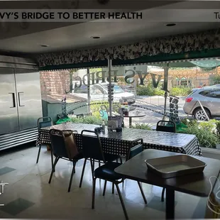 Front window/interior