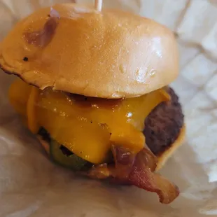 Bbq bacon burger
