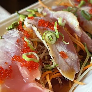 6 Tuna Tataki Lunch