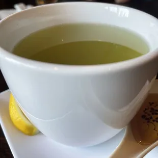 Hot green tea