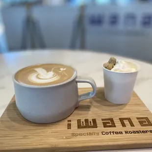 Vanilla latte  with pup  cup