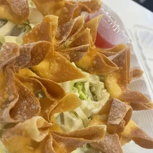 Cream cheese wontons