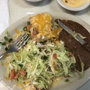 a plate of mexican food